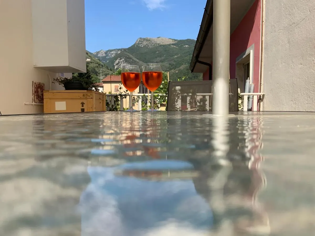 Casa La Wanda - Camaiore Toscana - 2 Bedroom & Terrace