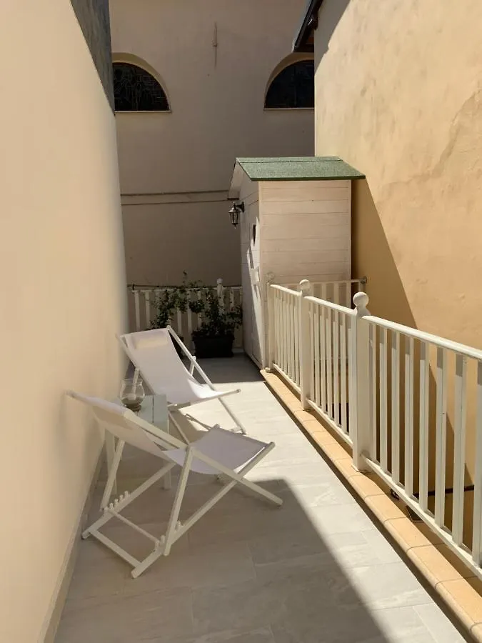 Apartment Casa La Wanda - Camaiore Toscana - 2 Bedroom & Terrace