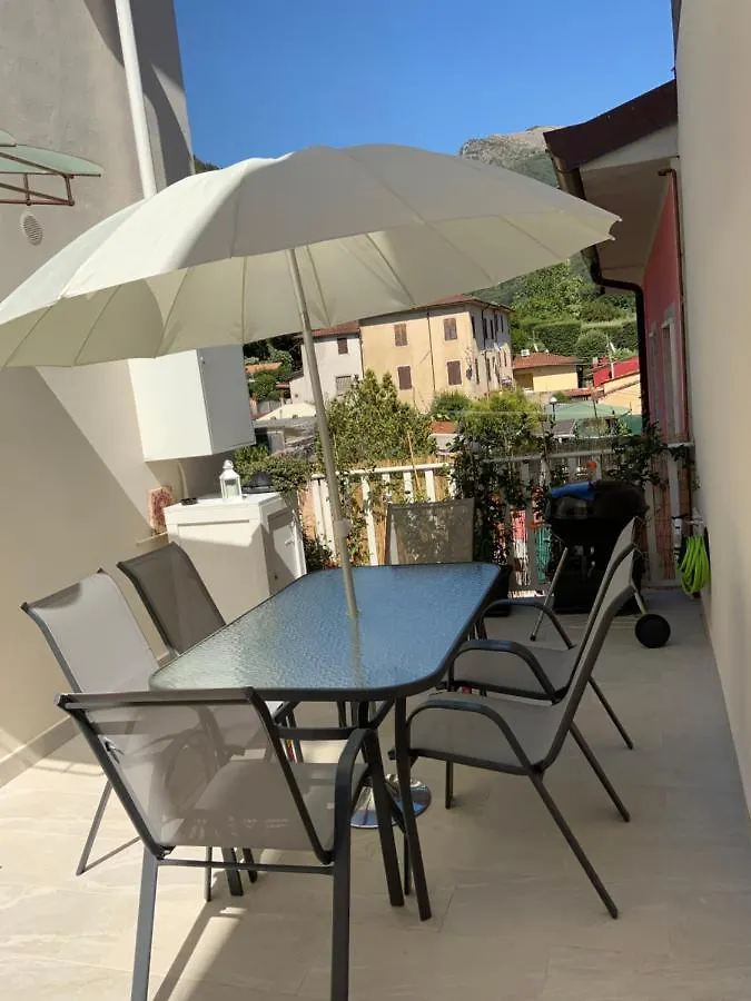 Casa La Wanda - Camaiore Toscana - 2 Bedroom & Terrace